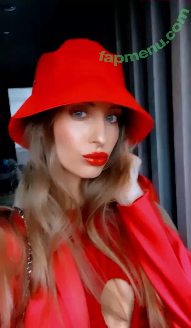 Cathy Hummels nude photo #0207 (cathy_hummels / cathyhummels)