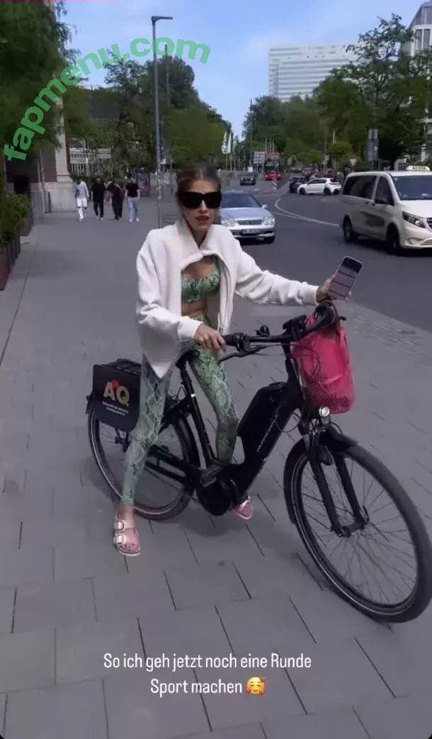 Cathy Hummels nude photo #0212 (cathy_hummels / cathyhummels)