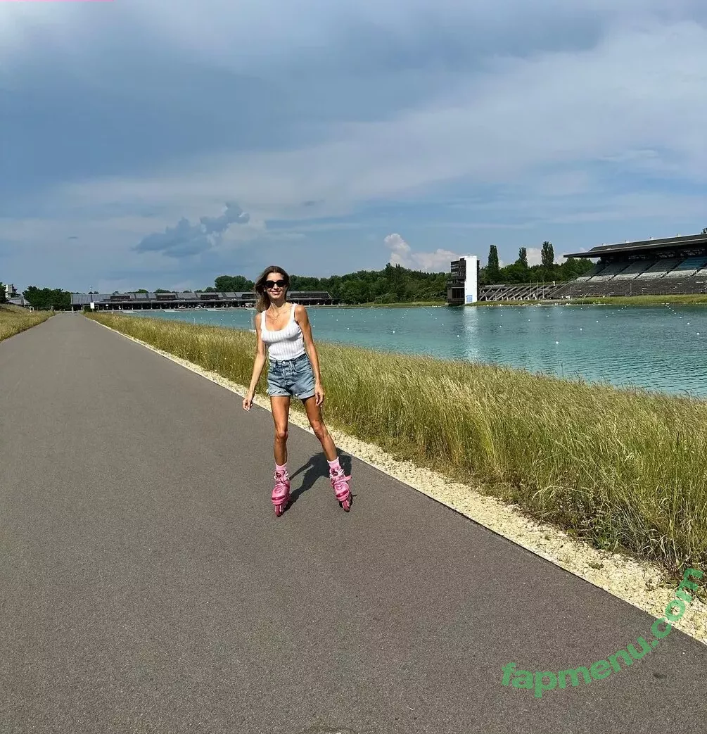 Cathy Hummels nude photo #0232 (cathy_hummels / cathyhummels)