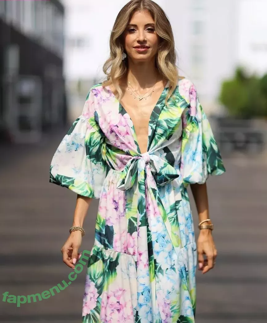 Cathy Hummels nude photo #0238 (cathy_hummels / cathyhummels)