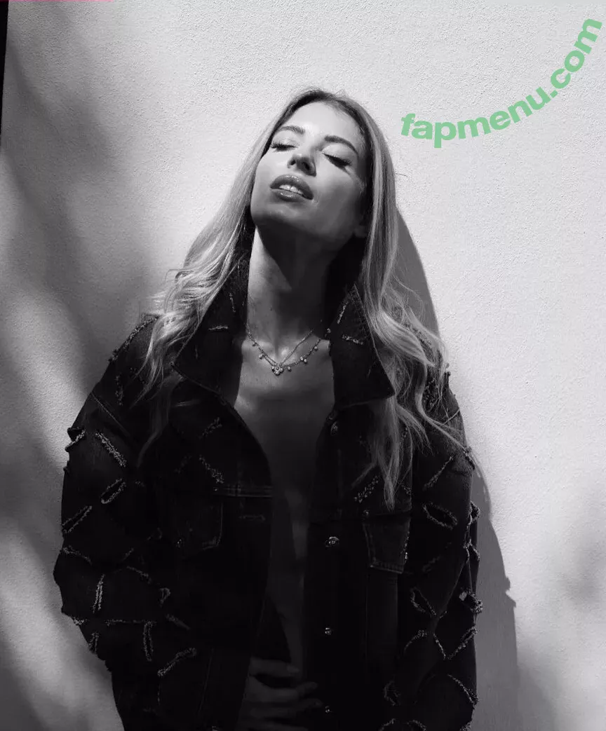 Cathy Hummels nude photo #0270 (cathy_hummels / cathyhummels)