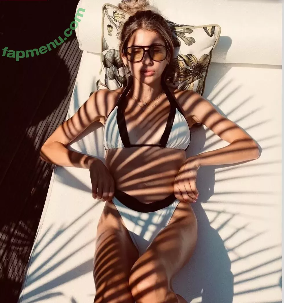 Cathy Hummels nude photo #0337 (cathy_hummels / cathyhummels)