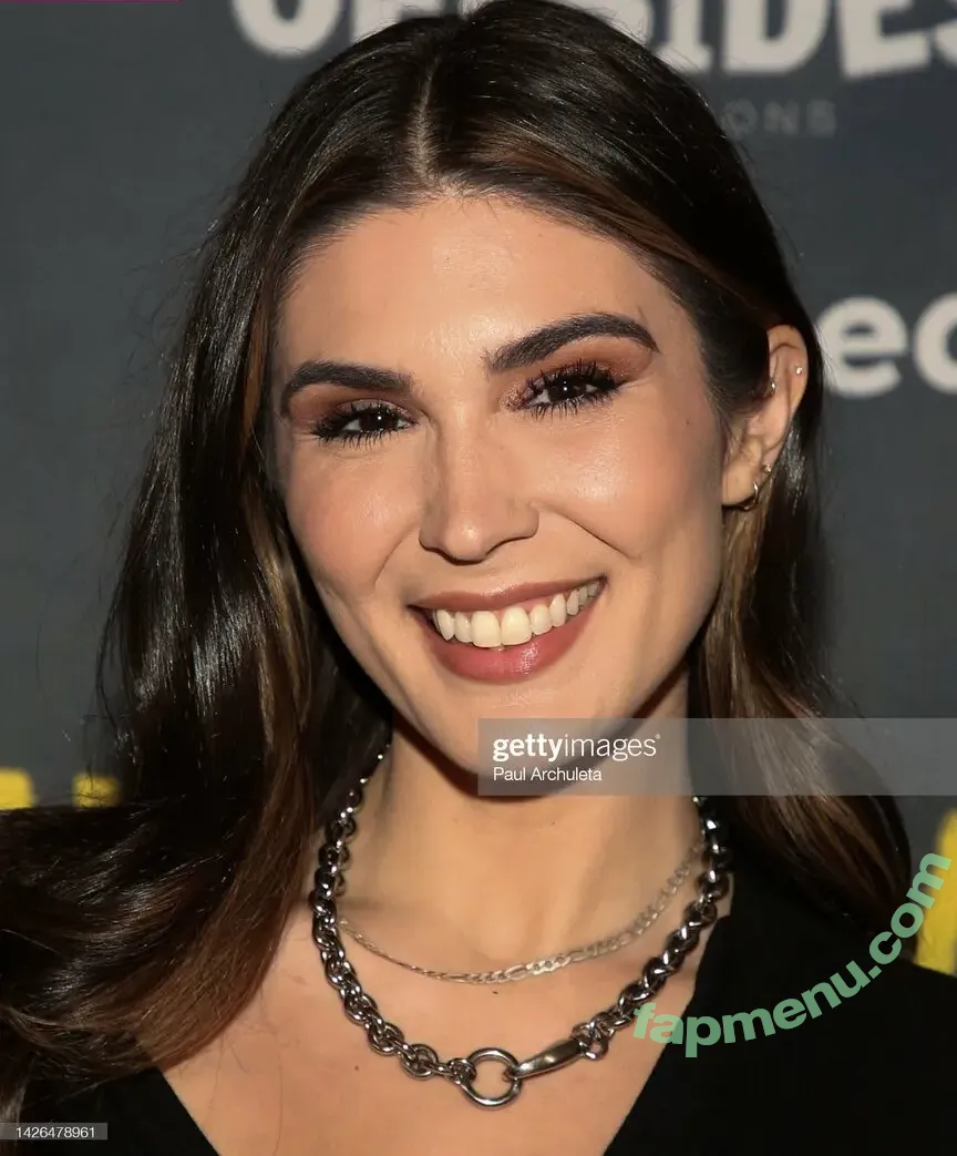 Cathy Kelley nude photo #0024 (catherinekelley / cathykelley / itscathykelley)