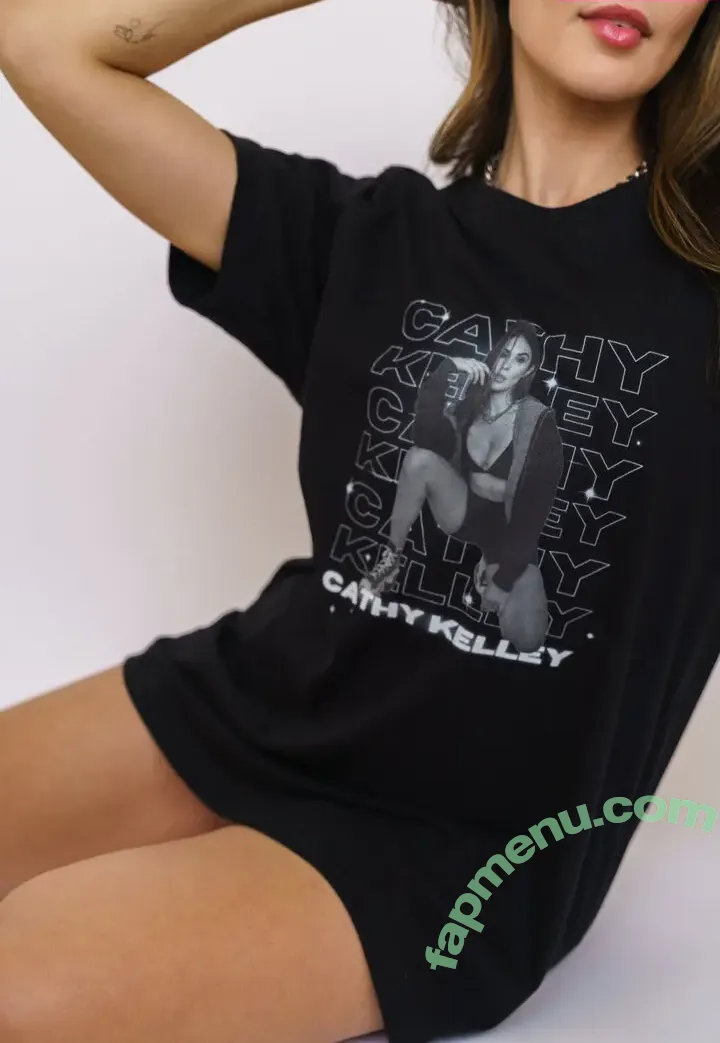 Cathy Kelley nude photo #0030 (catherinekelley / cathykelley / itscathykelley)