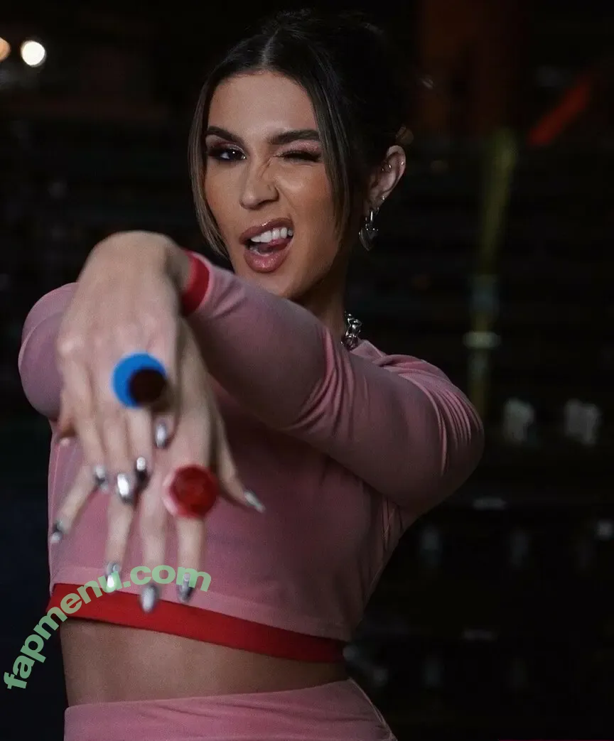 Cathy Kelley nude photo #0113 (catherinekelley / cathykelley / itscathykelley)