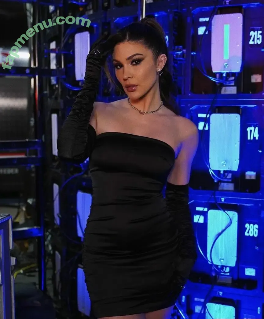 Cathy Kelley nude photo #0174 (catherinekelley / cathykelley / itscathykelley)