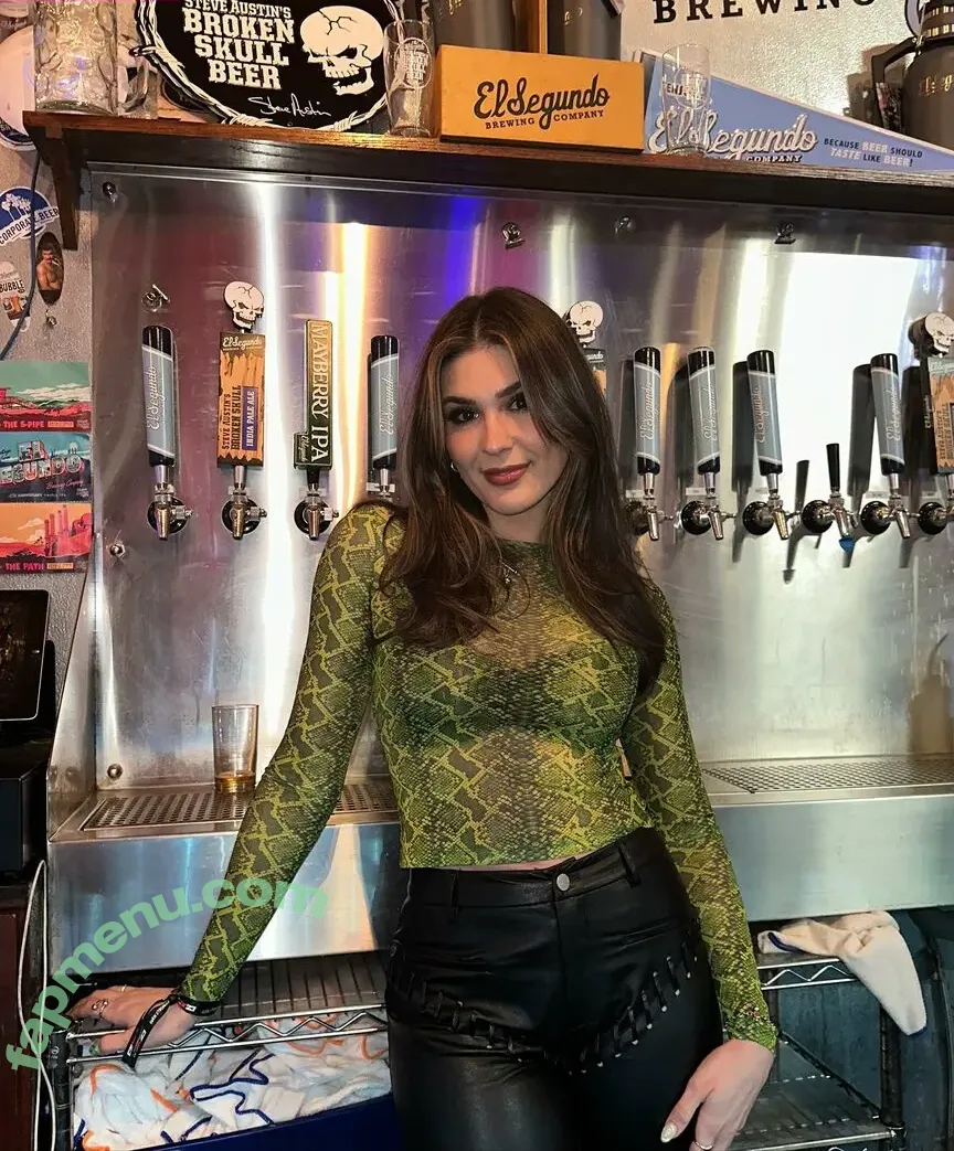 Cathy Kelley nude photo #0188 (catherinekelley / cathykelley / itscathykelley)