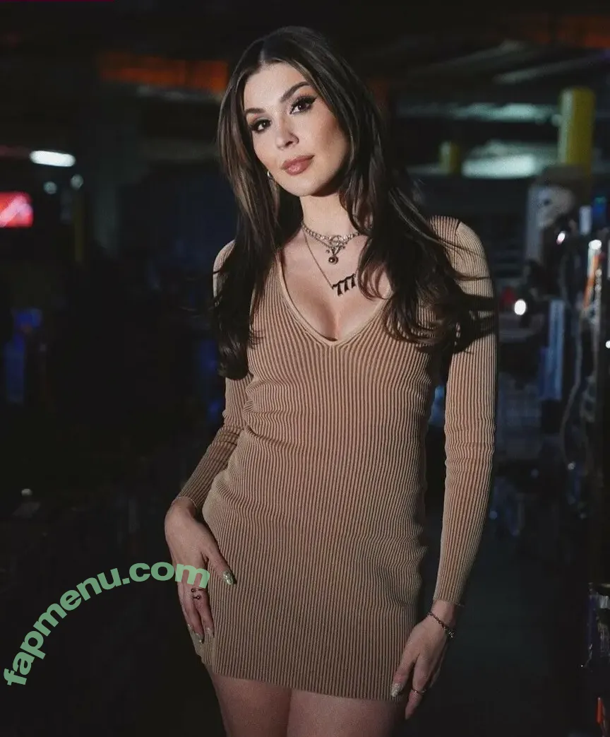 Cathy Kelley nude photo #0192 (catherinekelley / cathykelley / itscathykelley)