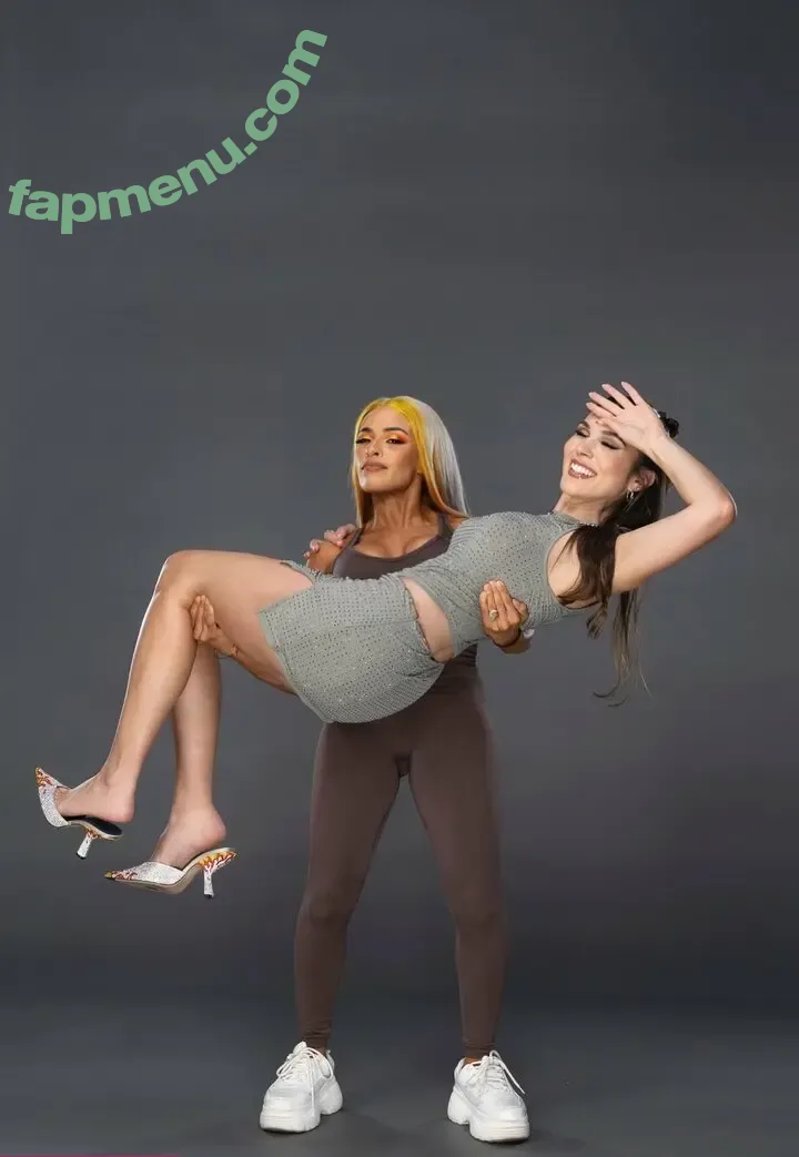 Cathy Kelley nude photo #0360 (catherinekelley / cathykelley / itscathykelley)