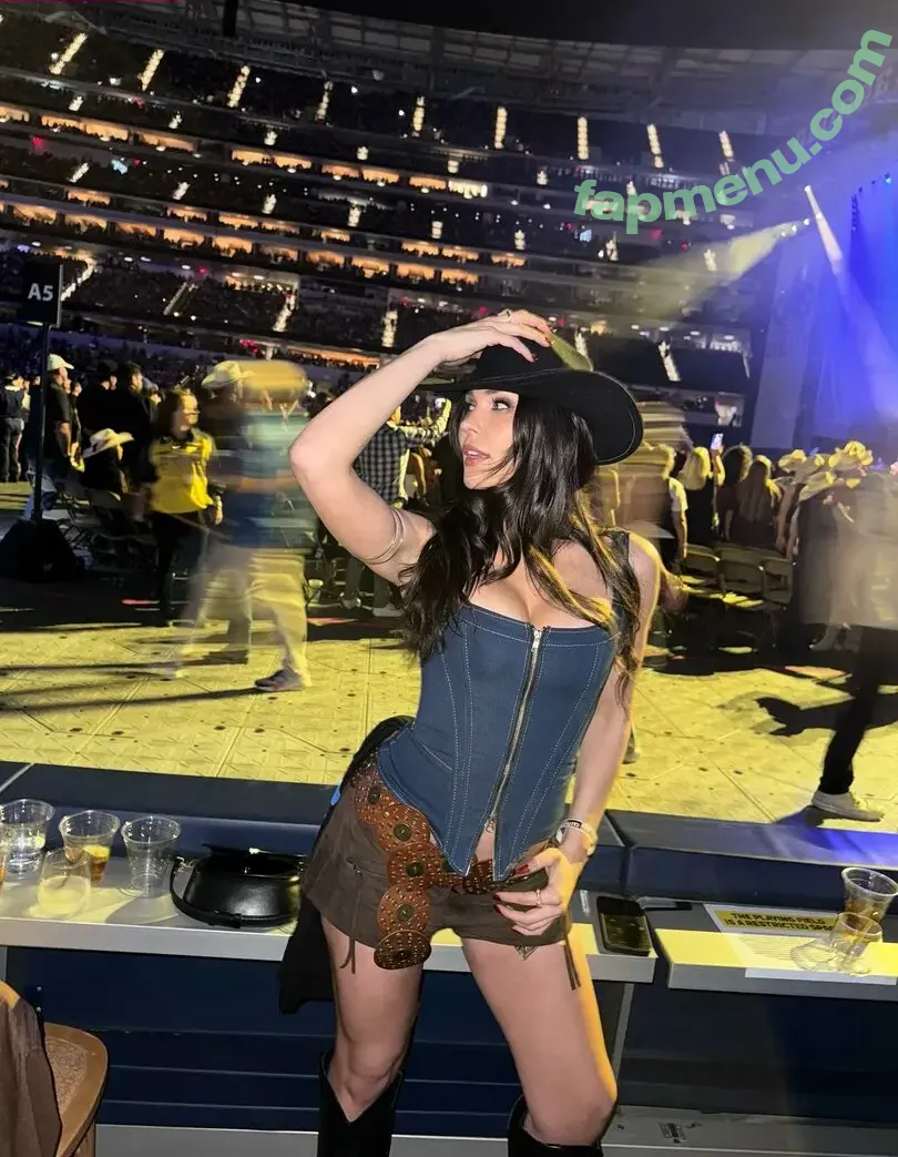 Cathy Kelley nude photo #1673 (cathykelley)