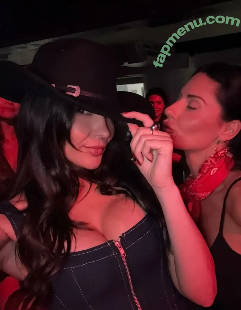 Cathy Kelley nude photo #1675 (cathykelley)