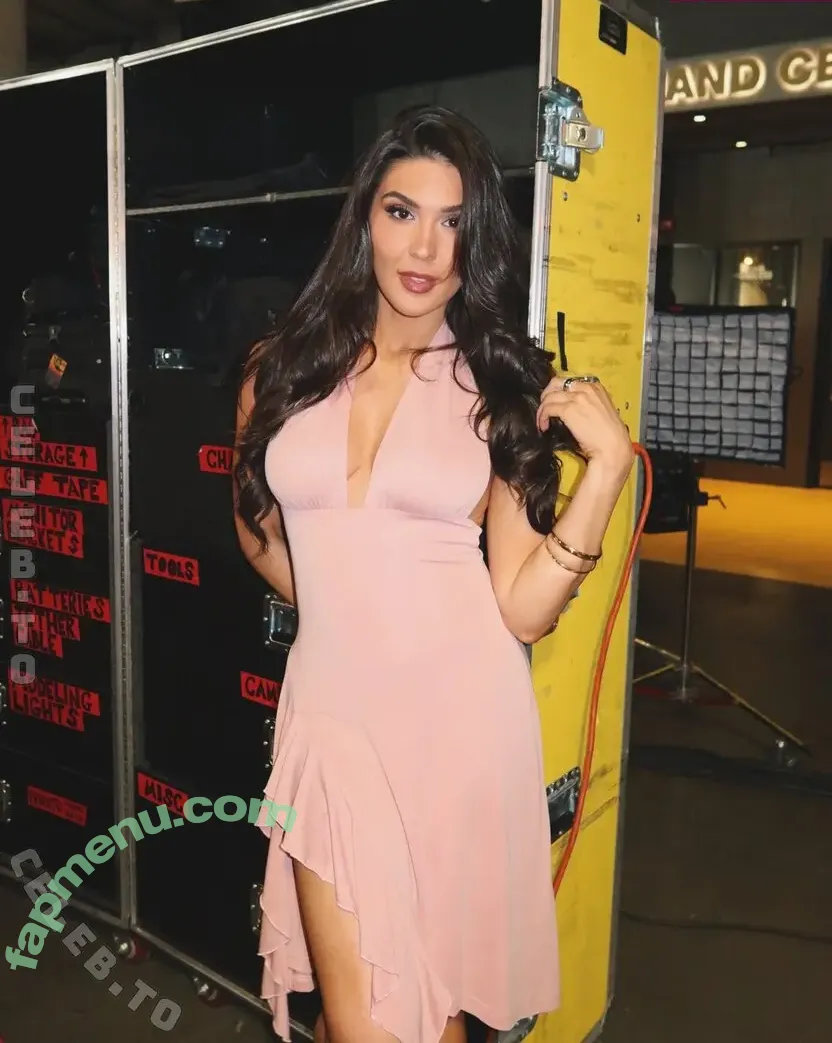 Cathy Kelley nude photo #1878 (catherinekelley / cathykelley / itscathykelley)