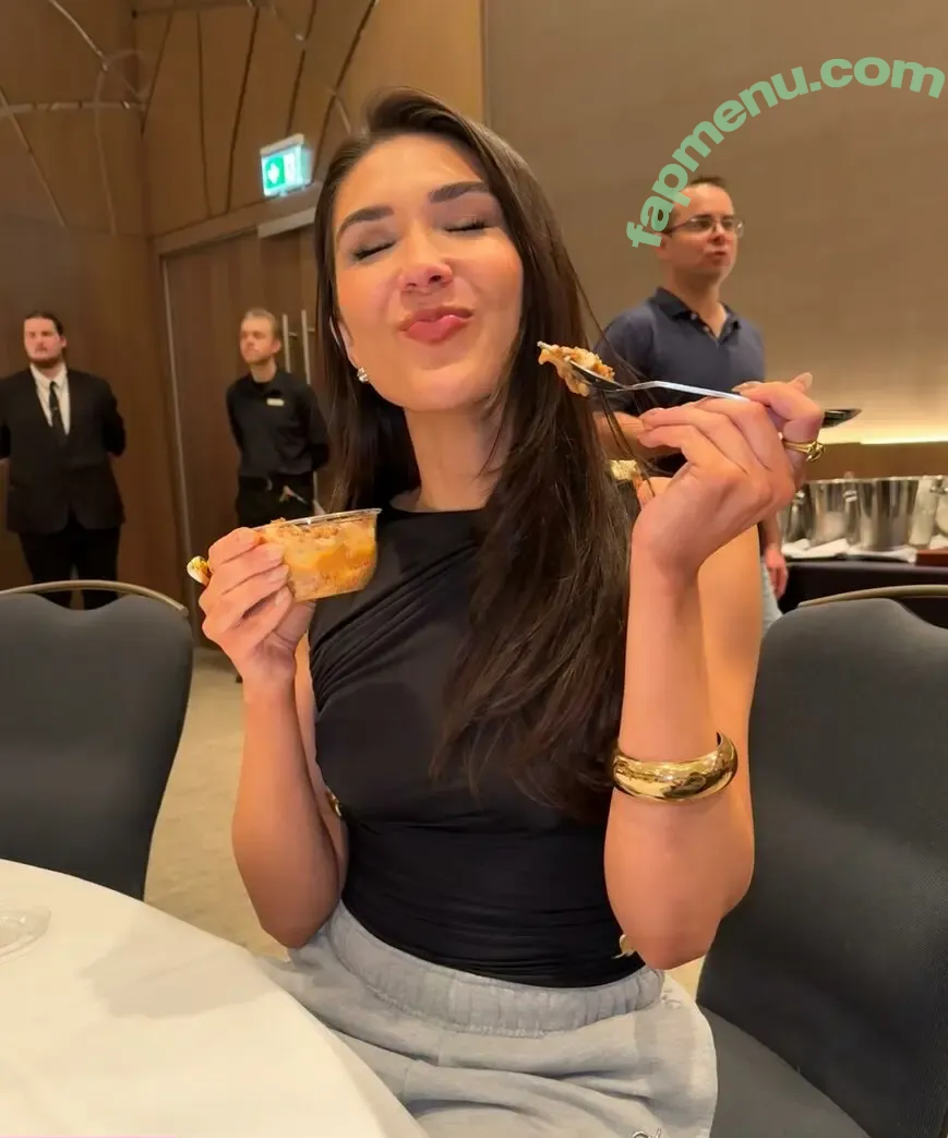 Cathy Kelley nude photo #1953 (catherinekelley / cathykelley / itscathykelley)