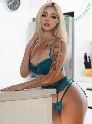  nude photo #0001