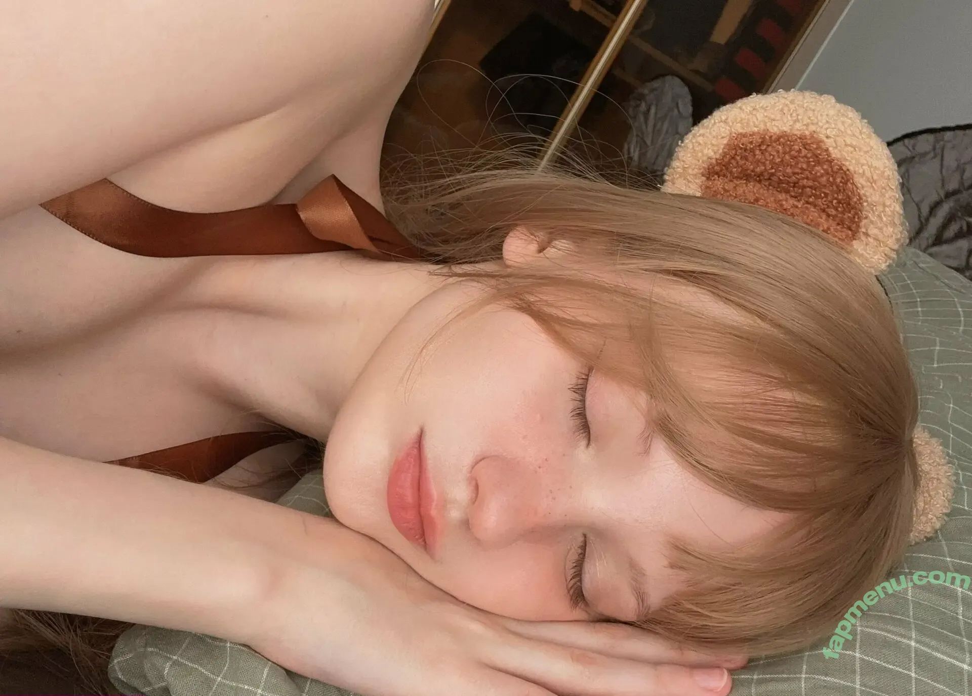 Caties nude photo #0048 (catiescos)