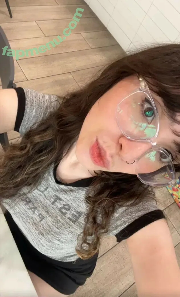 Catlyn Crespo nude photo #0050 (catlyncrespo)