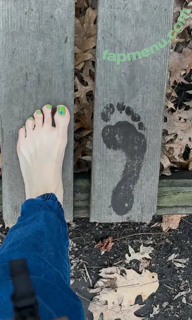 catprincessfeet2 nude photo #0002 (catprincessfeet2)