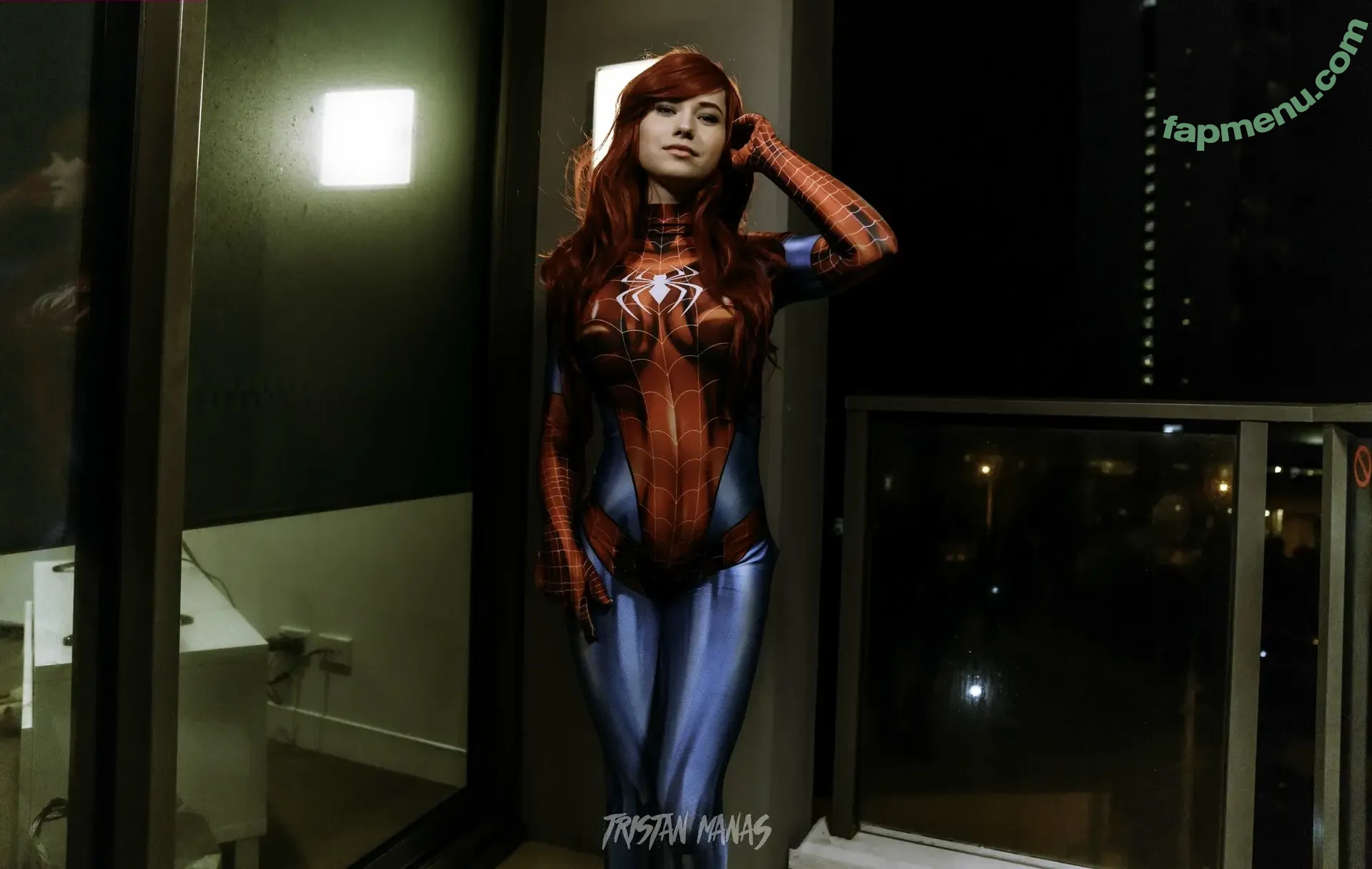 Catsefiro nude photo #0001 (itscatsefiro / sabercreative)