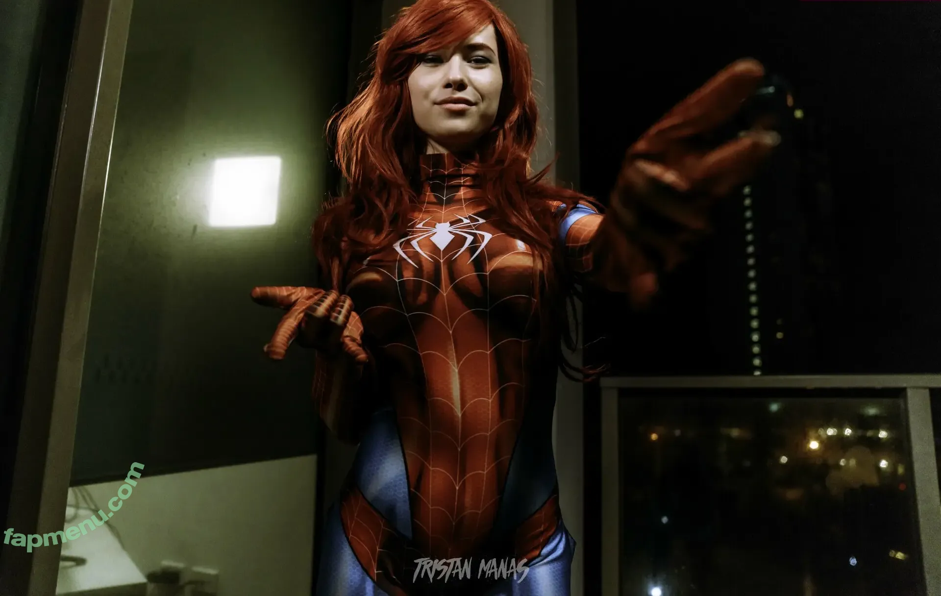 Catsefiro nude photo #0002 (itscatsefiro / sabercreative)