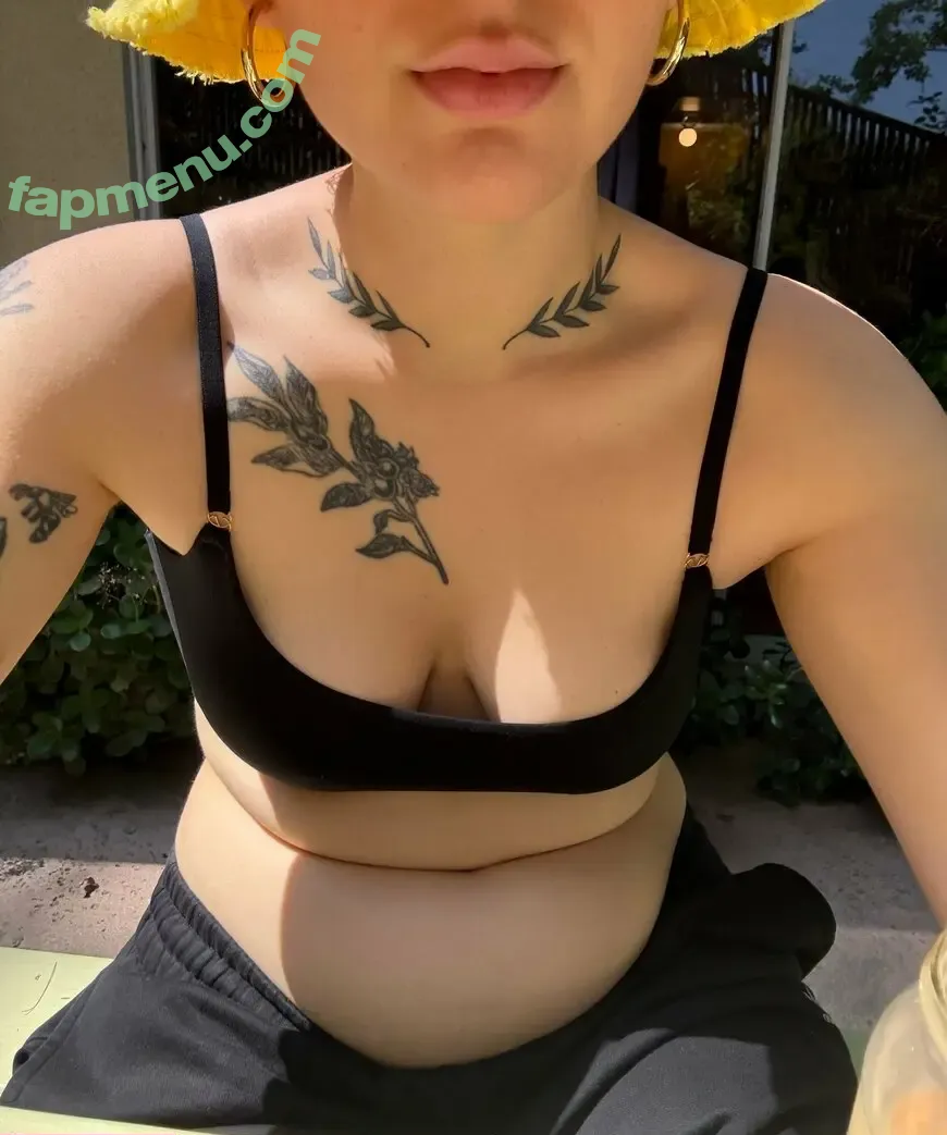 catsncake nude photo #0400 (catsncakes)
