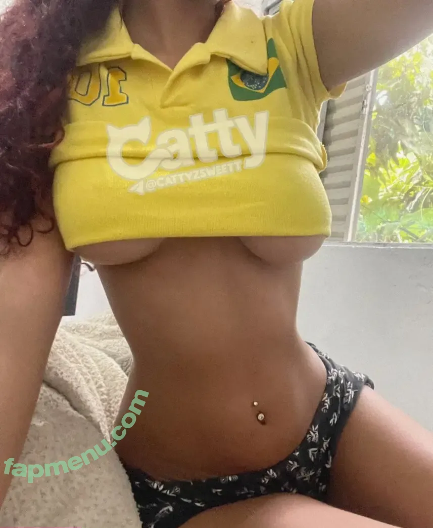 catty nude photo #0001 (babycattyz / cattydomme / segredosdacatty)