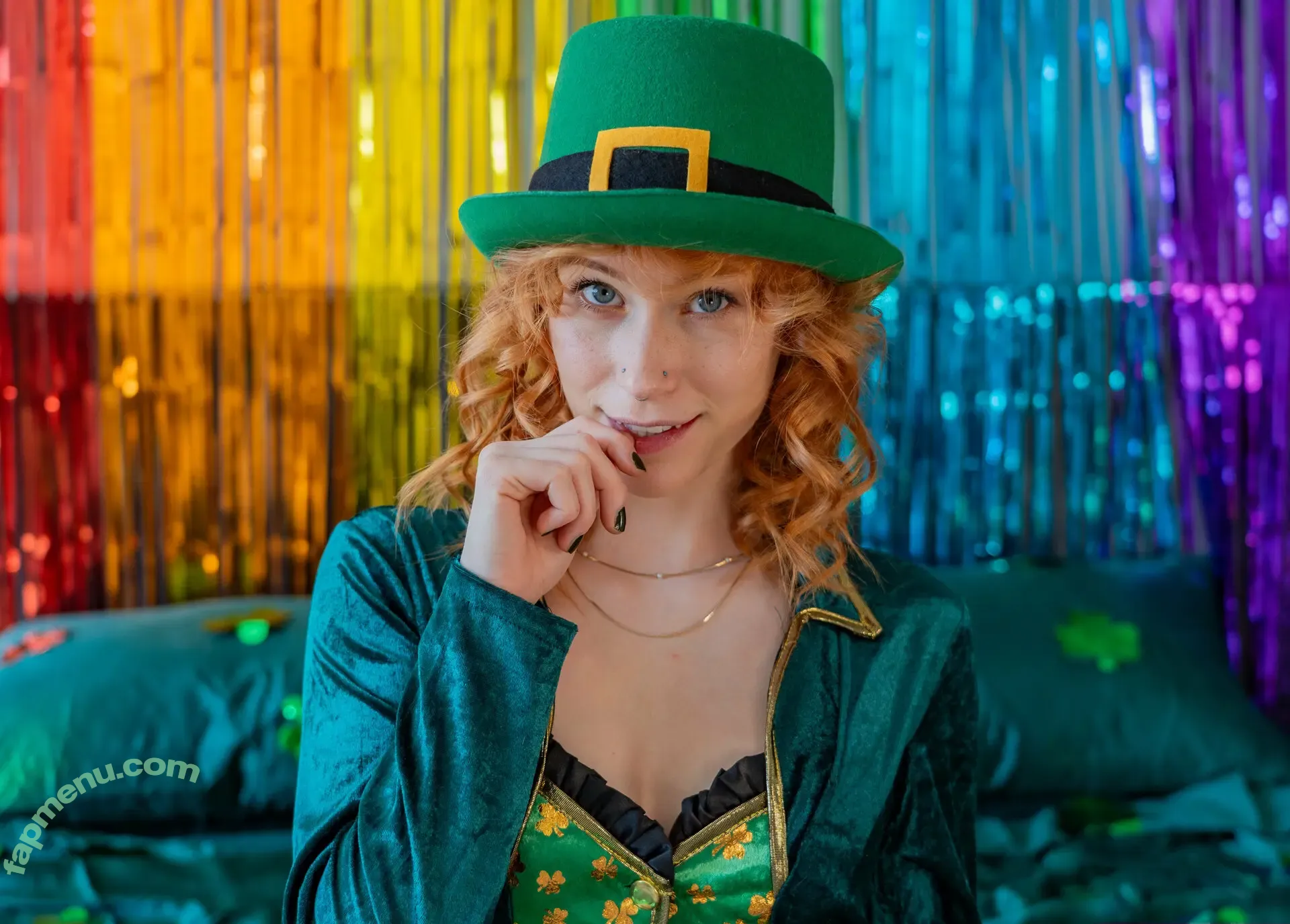 Catziilla nude photo #0075 (catziiilla / cptamaziing / thecatziilla)