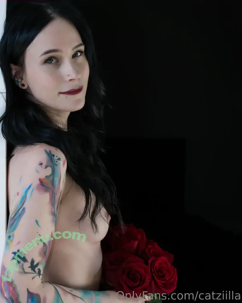Catziilla nude photo #0121 (catziiilla / cptamaziing / thecatziilla)