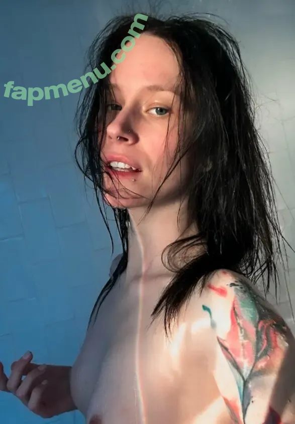 Catziilla nude photo #0153 (catziiilla / cptamaziing / thecatziilla)