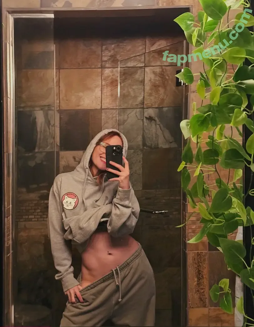 Catziilla nude photo #0971 (catzii / catziiilla / cptamaziing / thecatziilla)