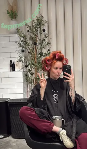 Catziilla / catzii / catziiilla / cptamaziing / thecatziilla nude photo #1031