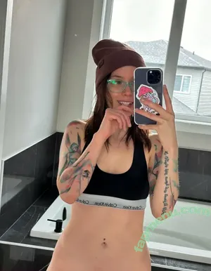 Catziillavip nude photo #0010