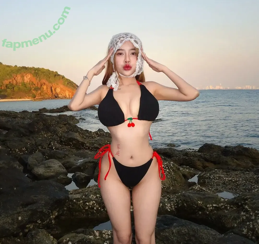 caxeks nude photo #0101 (caxekss_)