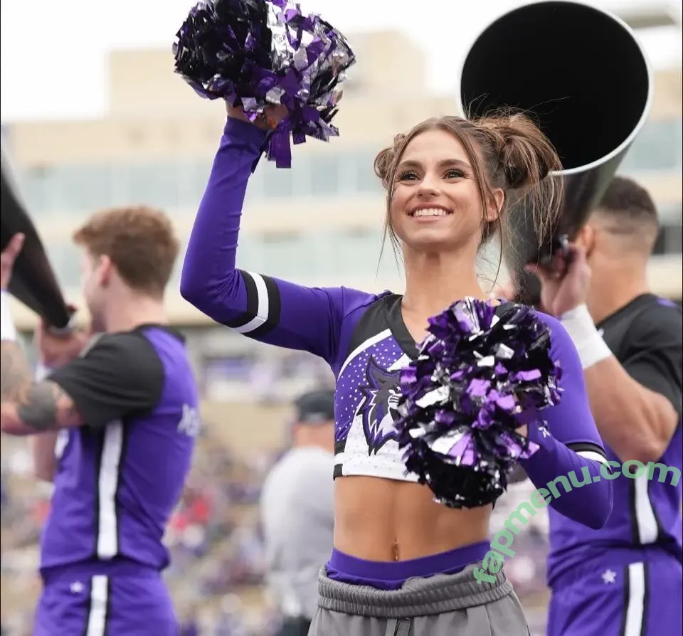 Caylee Odle nude photo #0047 (cayleependerass / its.ccaylee)