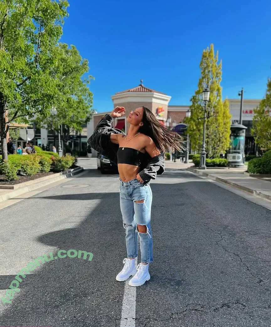 Caylee Odle nude photo #0050 (cayleependerass / its.ccaylee)