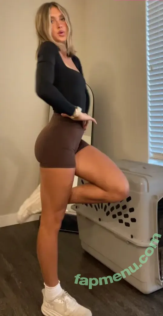 CC Snow nude photo #0005 (ccsnoww)