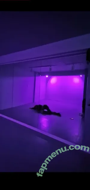 cc979 / cc99799 / user nude photo #0013