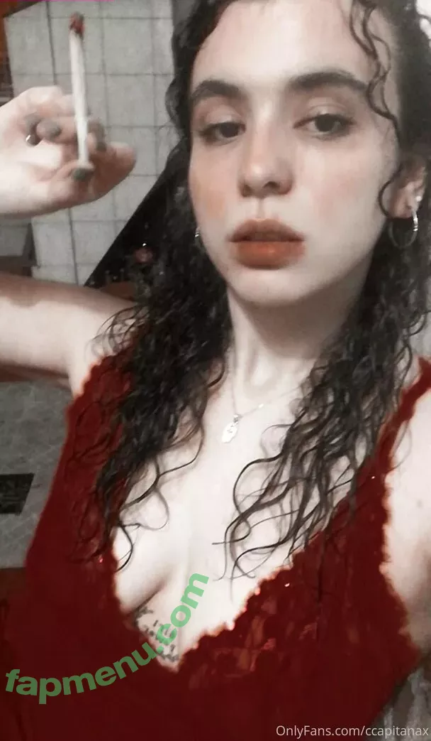 ccapitanax nude photo #0002 (lpapa09)