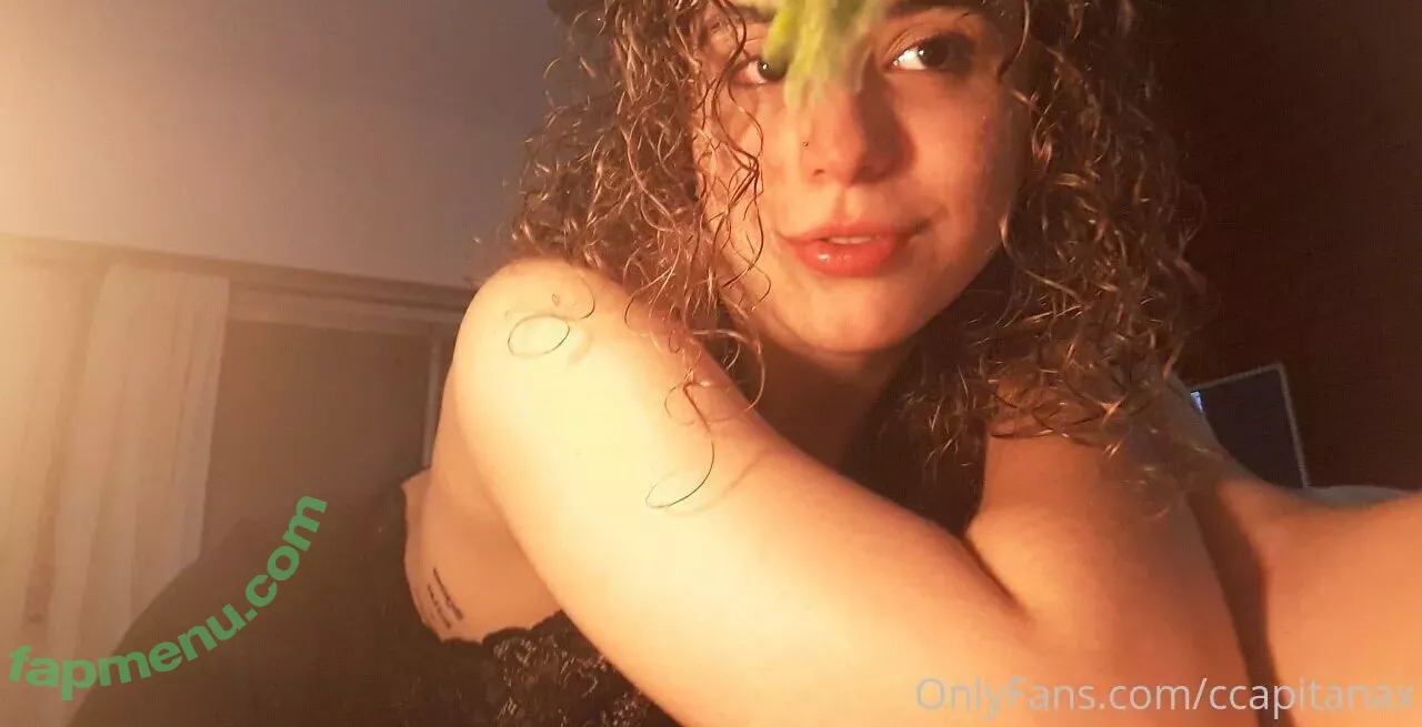 ccapitanax nude photo #0005 (lpapa09)