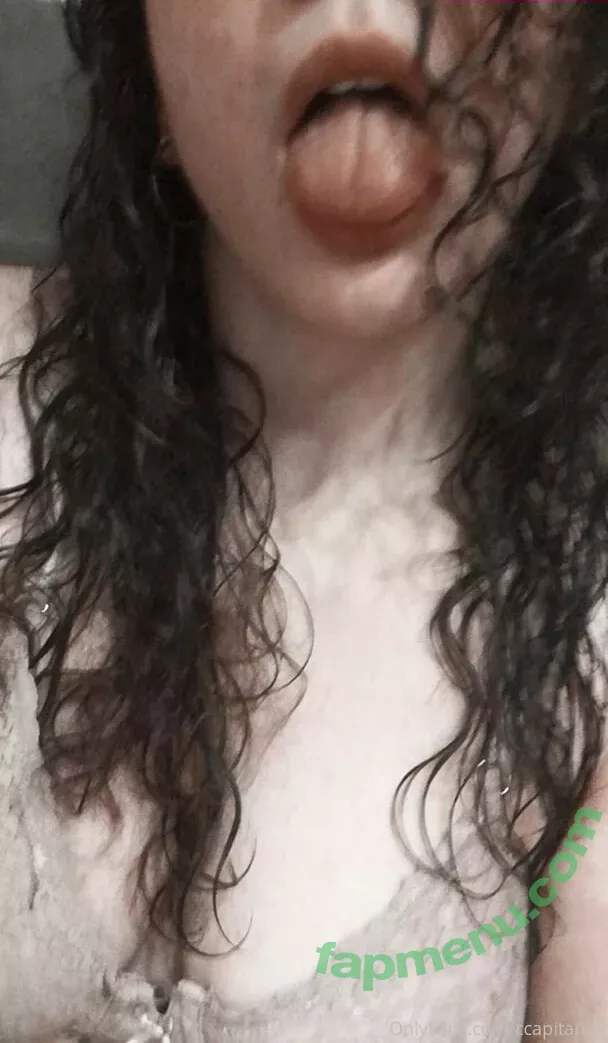 ccapitanax nude photo #0010 (lpapa09)