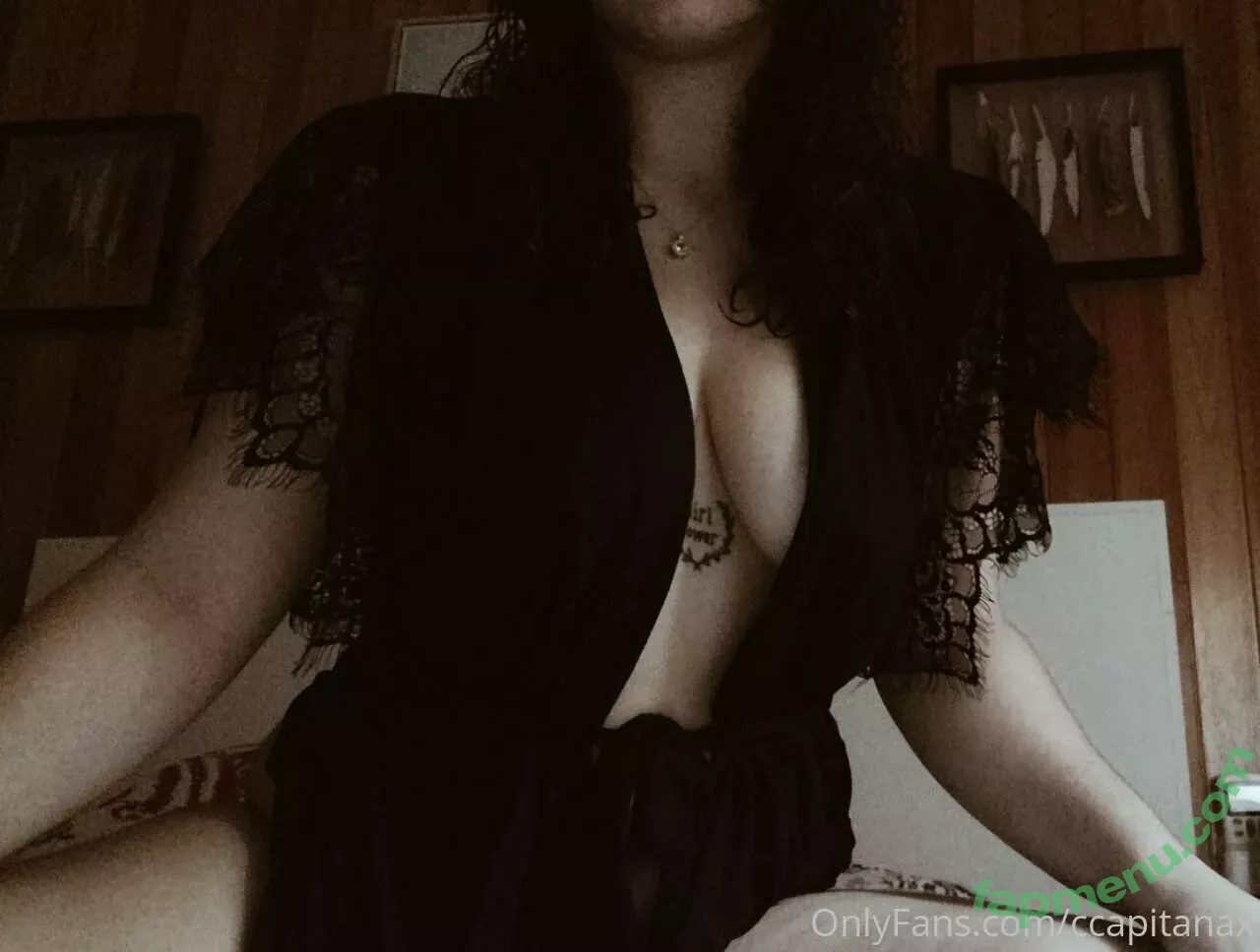 ccapitanax nude photo #0018 (lpapa09)