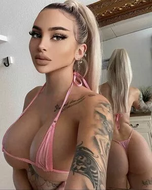 ccentino nude photo #0002