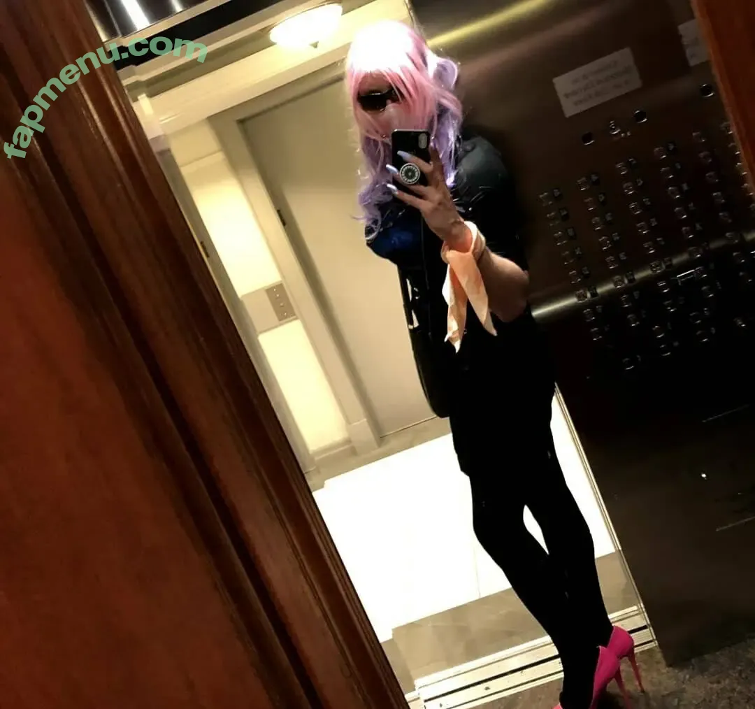 cdcarlyxo nude photo #0012 (cdcarlyxo)