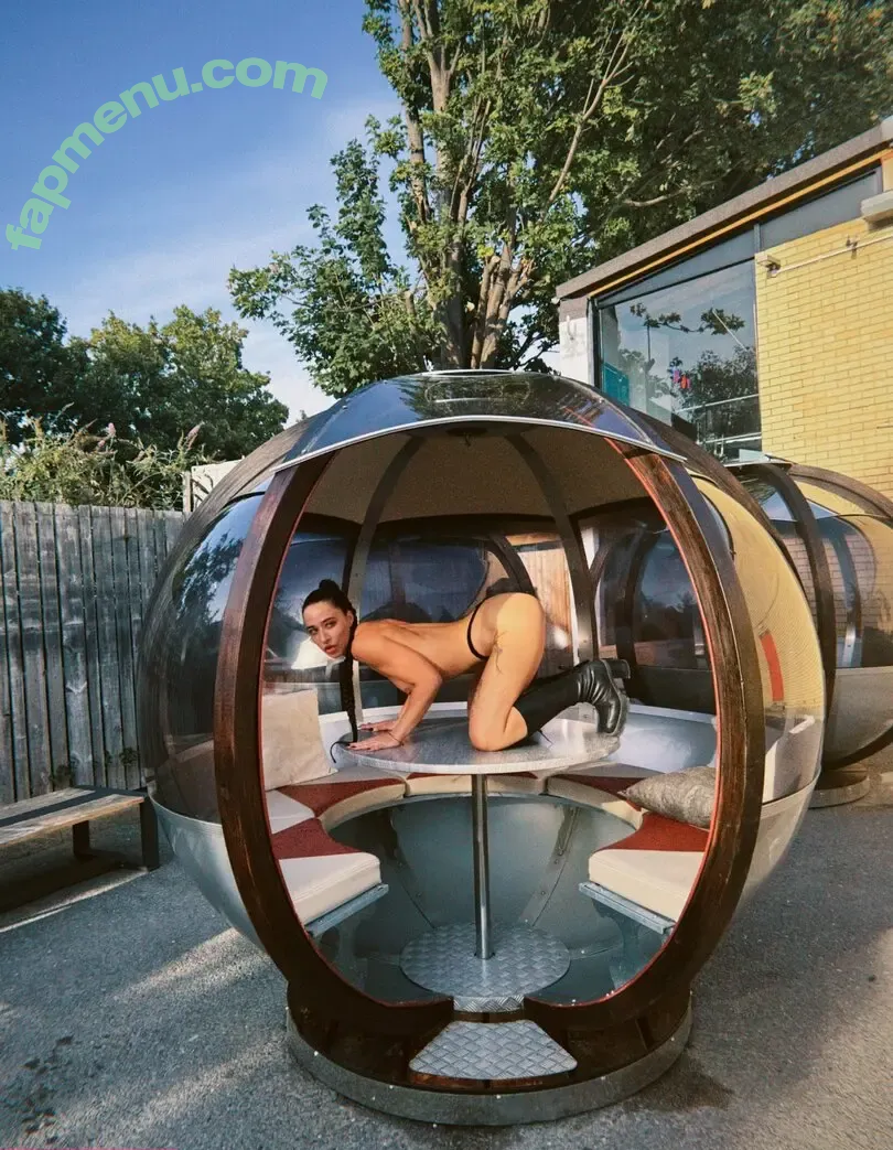 cdulievre nude photo #0021 (cdulievre)