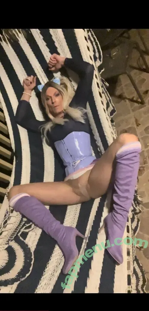 cdwendi nude photo #0020 (cwywendi)