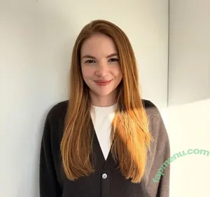 Ceara Coveney / cearacoveney nude photo #0049