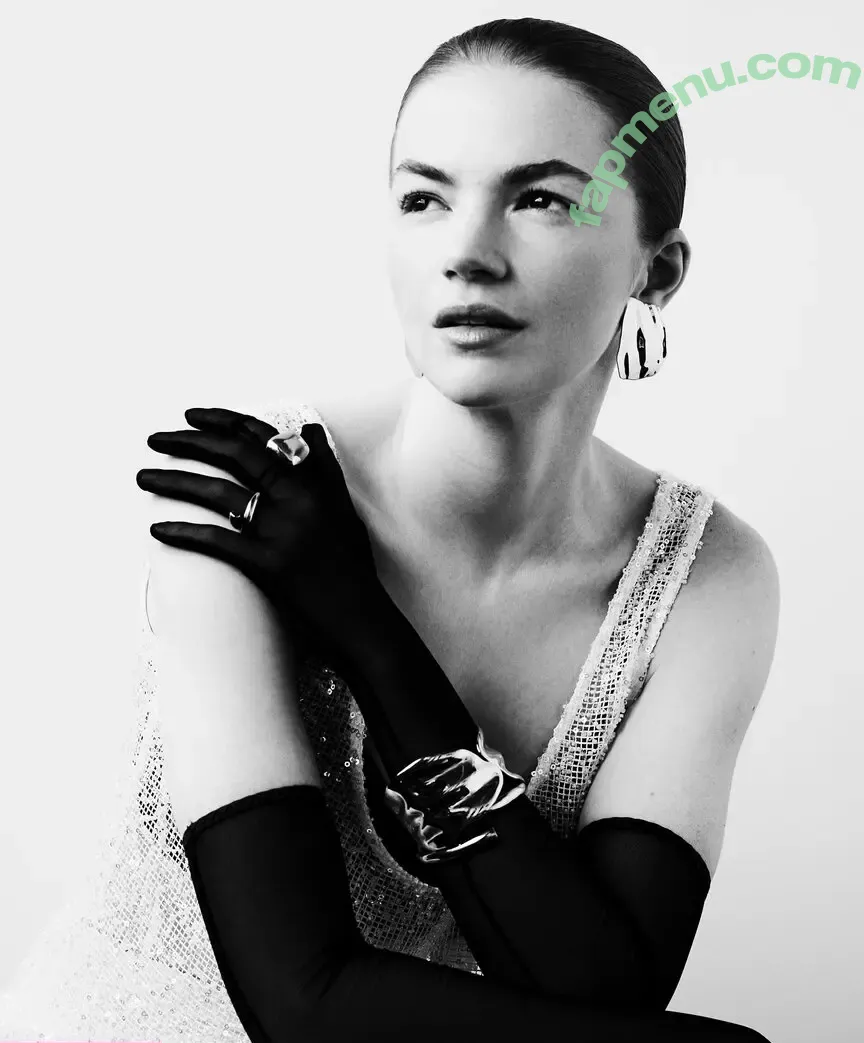 Ceara Coveney nude photo #0041 (cearacoveney)