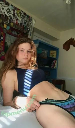  nude photo #0005