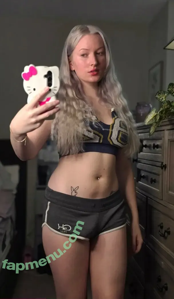 Cece Nicole Smith nude photo #0094 (anyuser / cecenicolesmith / ittybitty_cece_fitty)