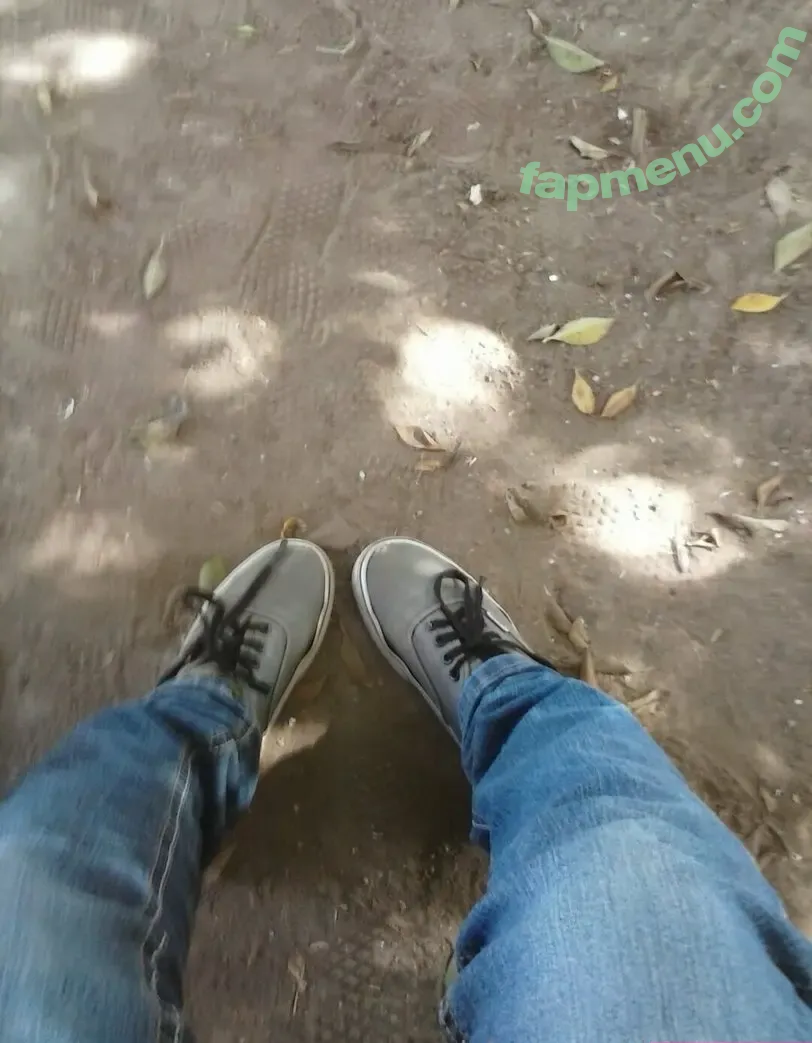 ceciiprincessfeet nude photo #0001 (ceciiprincessfeet)