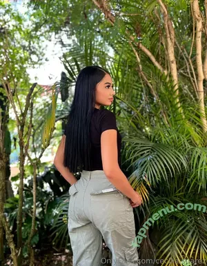 cecilia.suarez / realcecilia.suarez nude photo #0039